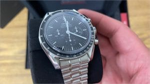 New 2021 Omega Moonwatch review & unboxing